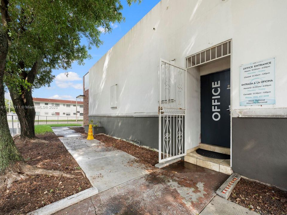 待售: $3,800,000 (0 贝兹, 0 浴室, 0 平方英尺)