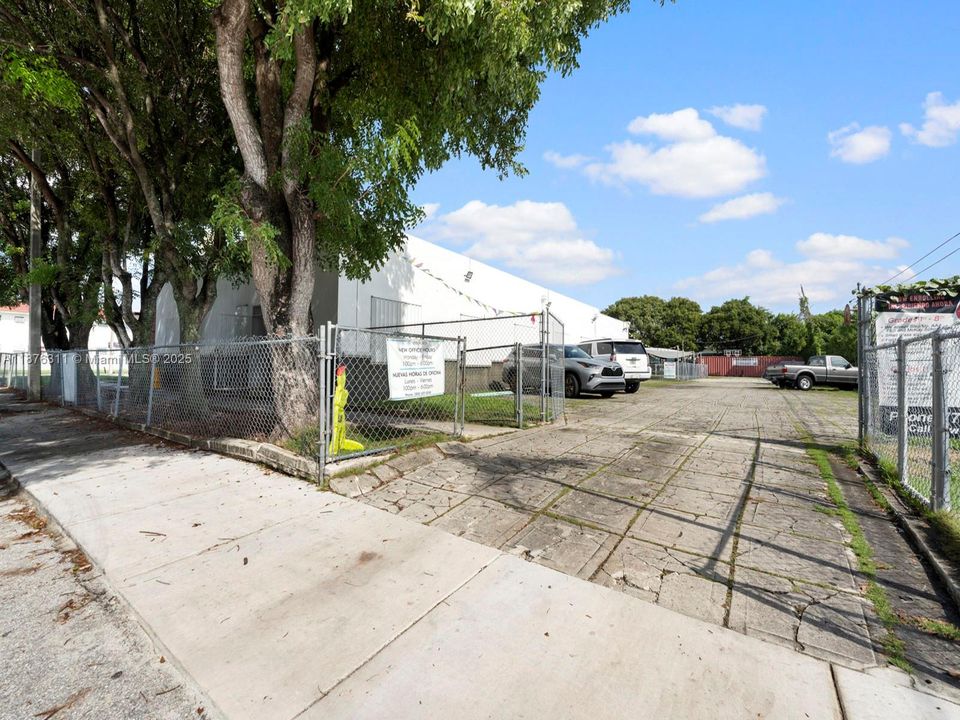 待售: $3,800,000 (0 贝兹, 0 浴室, 0 平方英尺)