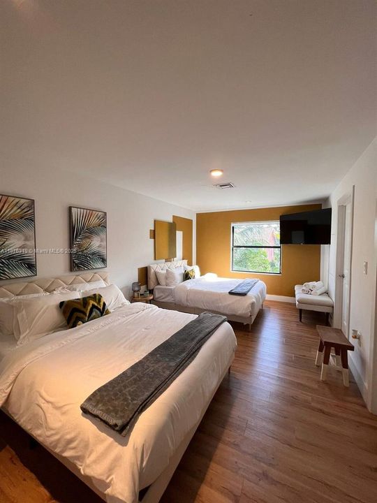 For Sale: $1,400,000 (4 beds, 4 baths, 2836 Square Feet)