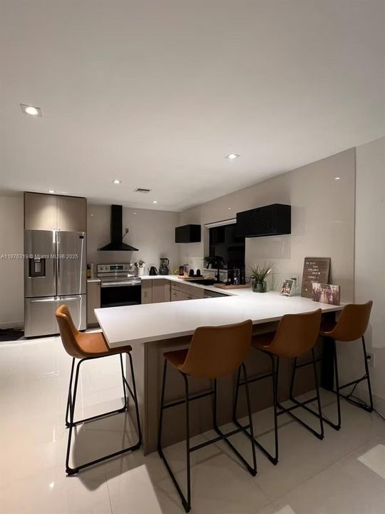 For Sale: $1,400,000 (4 beds, 4 baths, 2836 Square Feet)