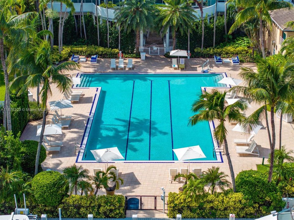 For Sale: $2,579,000 (4 beds, 4 baths, 2790 Square Feet)