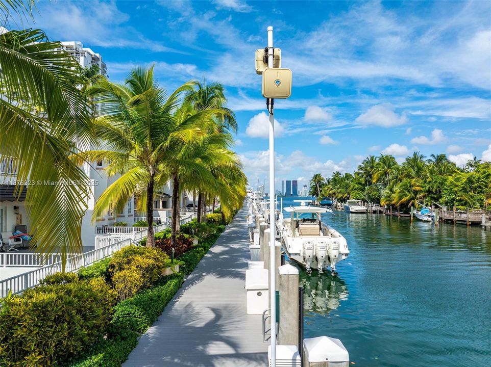 For Sale: $2,579,000 (4 beds, 4 baths, 2790 Square Feet)