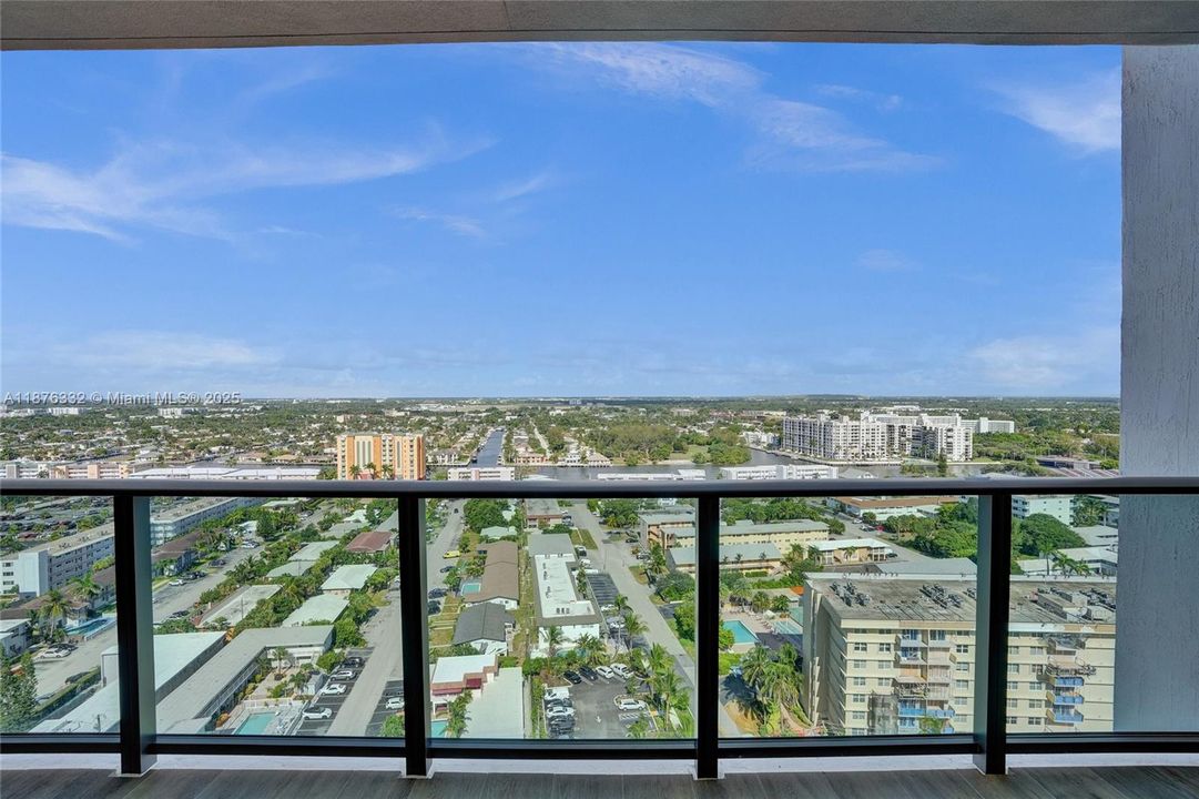 В аренду: $21,900 (3 спален, 3 ванн, 0 Квадратных фут)