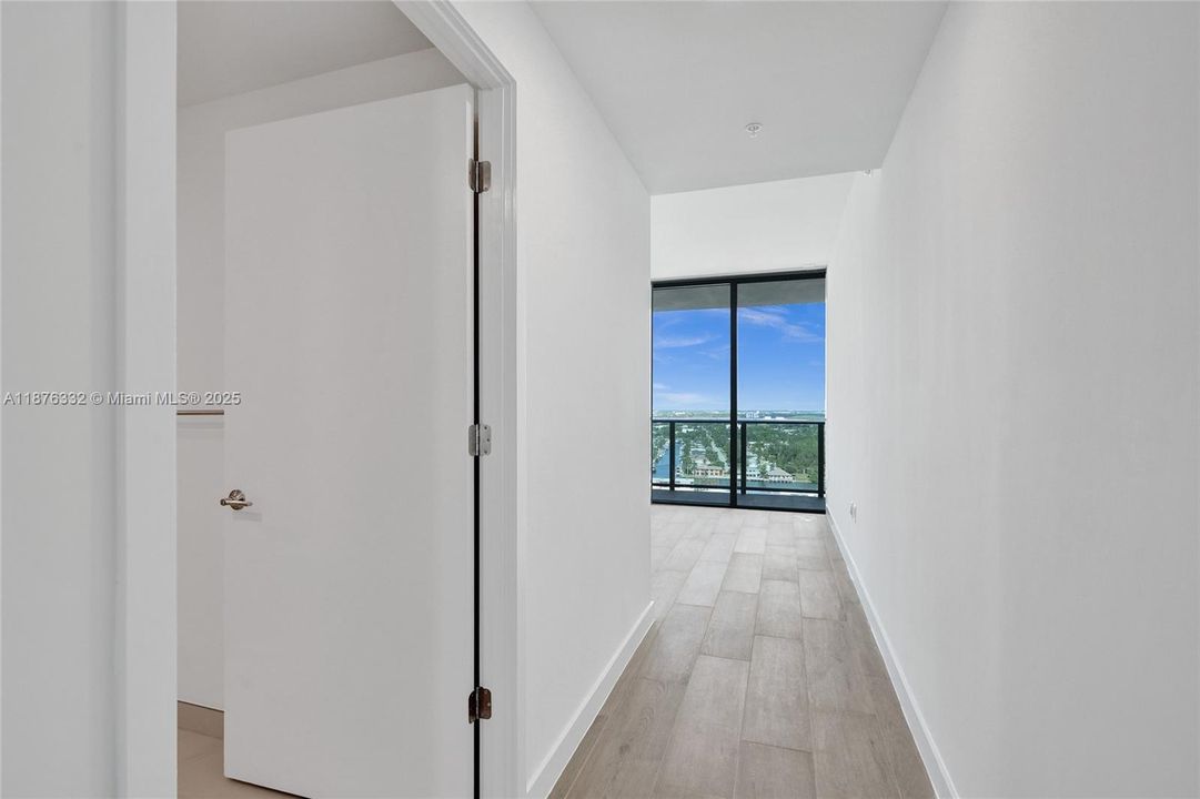 В аренду: $21,900 (3 спален, 3 ванн, 0 Квадратных фут)