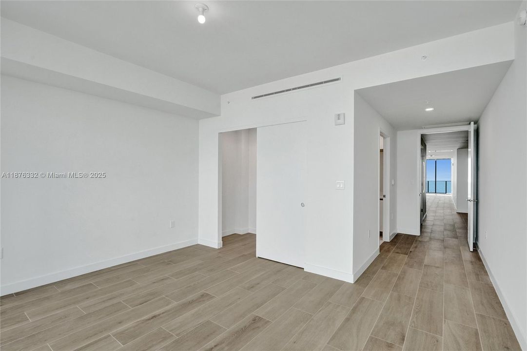 В аренду: $21,900 (3 спален, 3 ванн, 0 Квадратных фут)