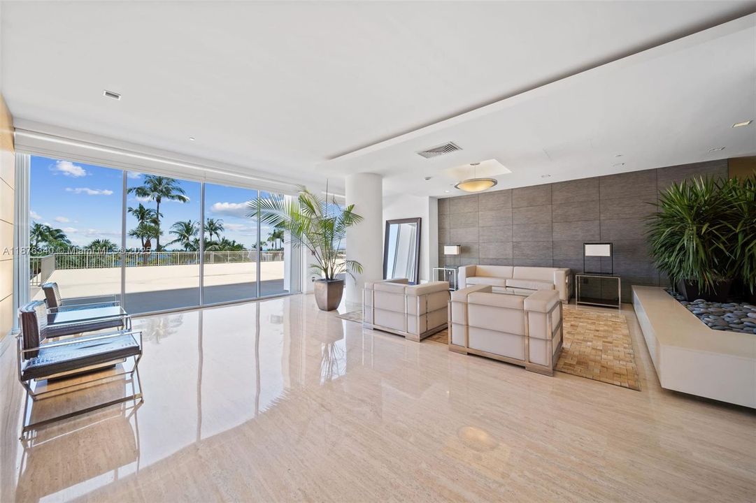 Active With Contract: $8,300 (2 beds, 2 baths, 1875 Square Feet)