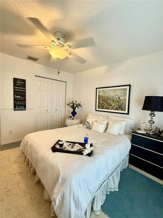 最近售出: $395,000 (3 贝兹, 2 浴室, 1871 平方英尺)