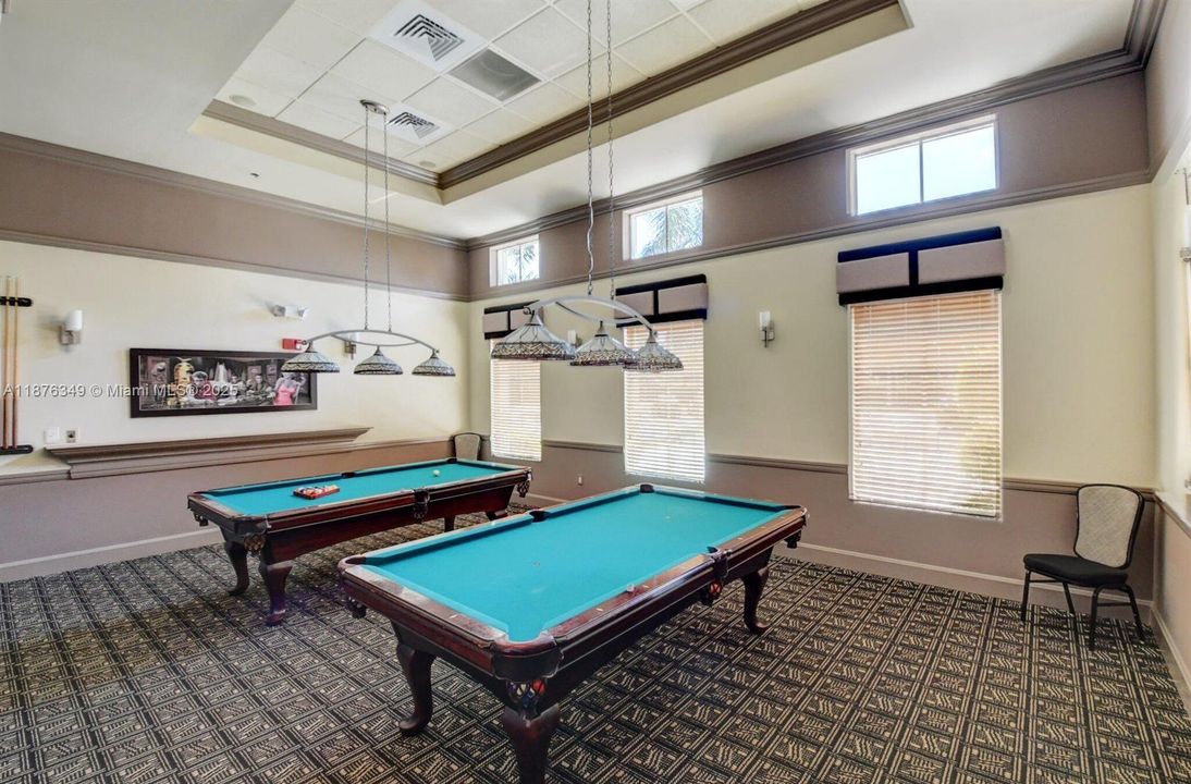 最近售出: $395,000 (3 贝兹, 2 浴室, 1871 平方英尺)