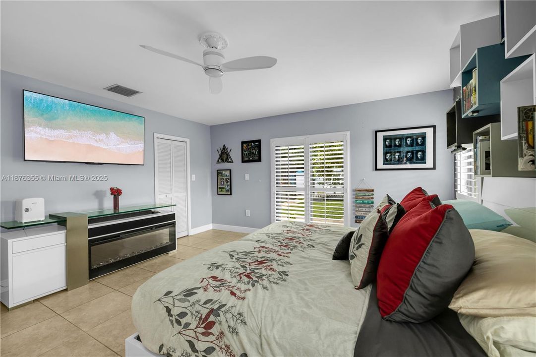 待售: $1,150,000 (4 贝兹, 3 浴室, 3202 平方英尺)