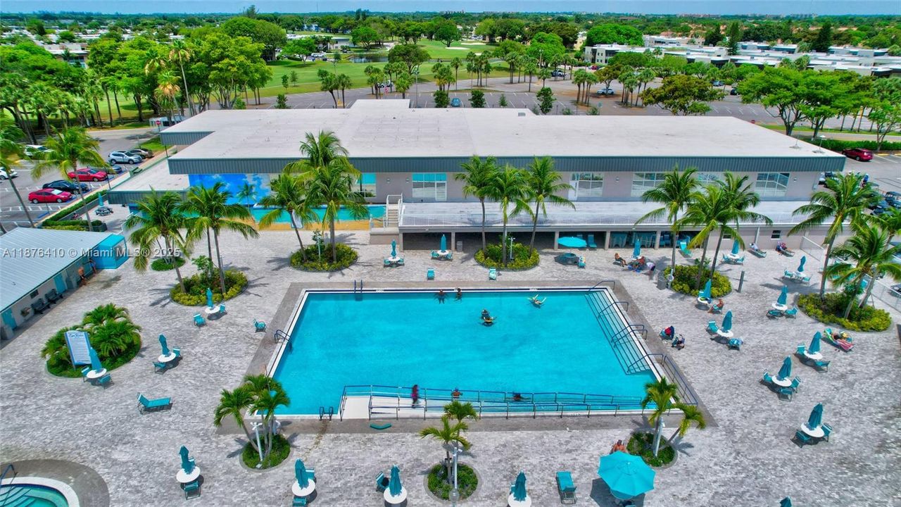 Vendido Recientemente: $67,000 (1 camas, 1 baños, 720 Pies cuadrados)