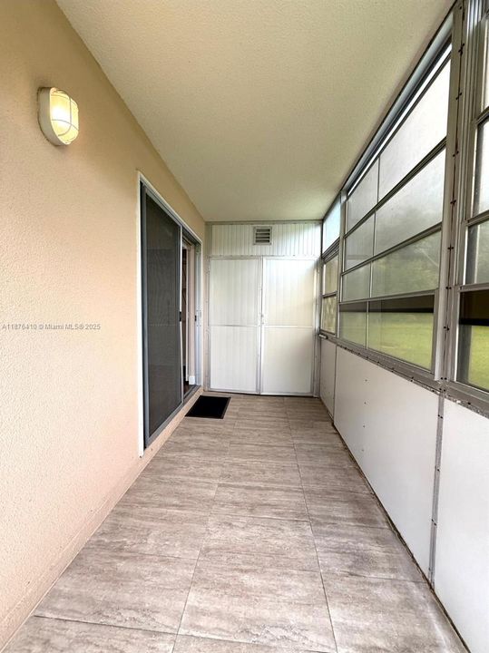 Vendido Recientemente: $67,000 (1 camas, 1 baños, 720 Pies cuadrados)