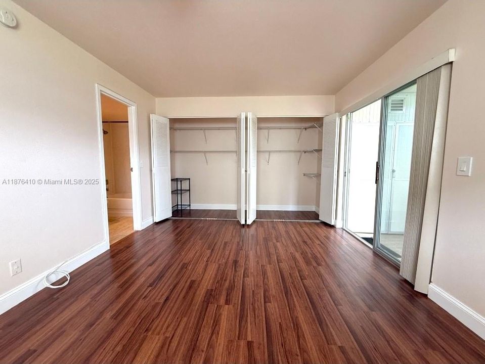 Vendido Recientemente: $67,000 (1 camas, 1 baños, 720 Pies cuadrados)