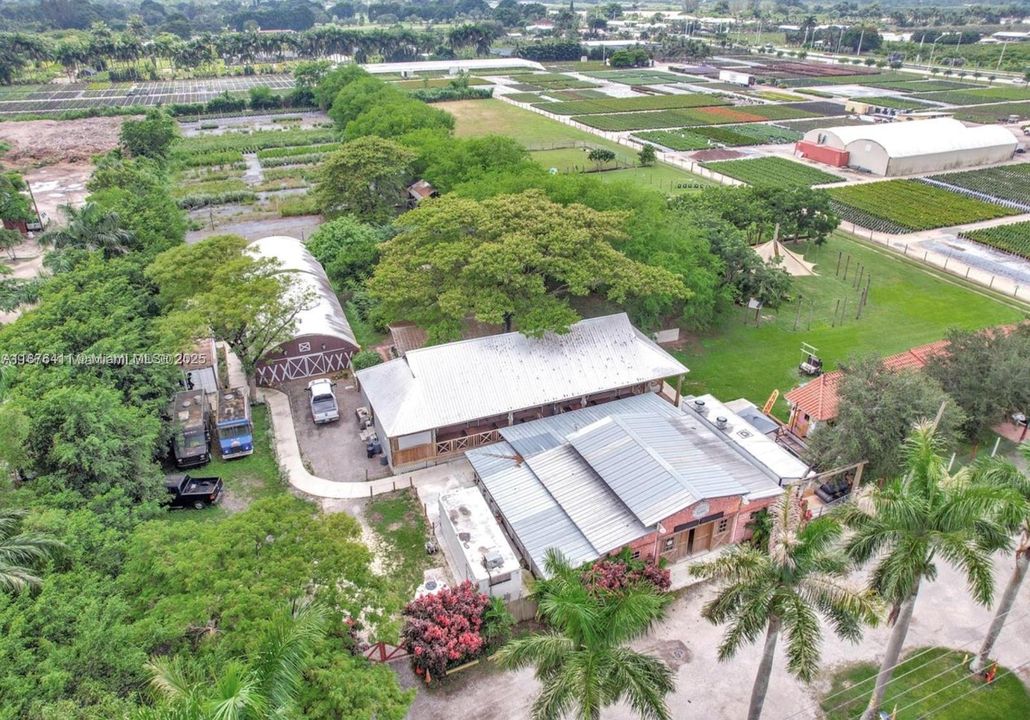 На продажу: $4,885,000 (0 спален, 0 ванн, 0 Квадратных фут)