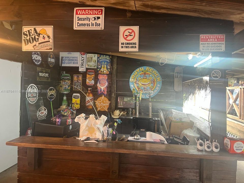 На продажу: $4,885,000 (0 спален, 0 ванн, 0 Квадратных фут)