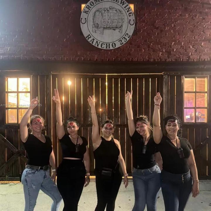 На продажу: $4,885,000 (0 спален, 0 ванн, 0 Квадратных фут)