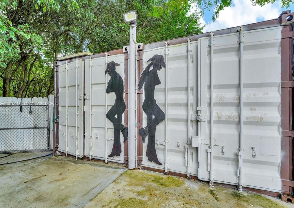 На продажу: $4,885,000 (0 спален, 0 ванн, 0 Квадратных фут)