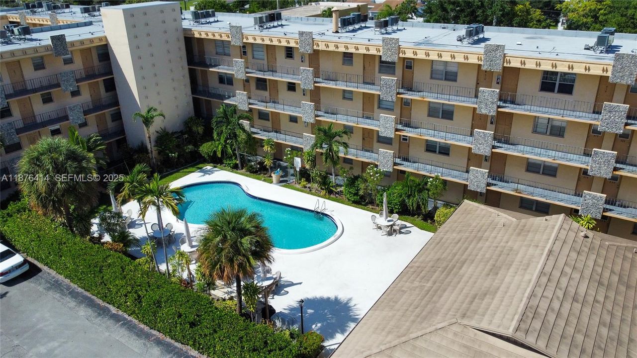 For Sale: $120,000 (2 beds, 1 baths, 650 Square Feet)