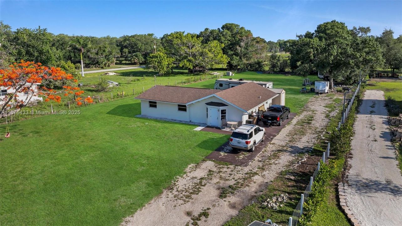 待售: $349,900 (3 贝兹, 2 浴室, 1380 平方英尺)