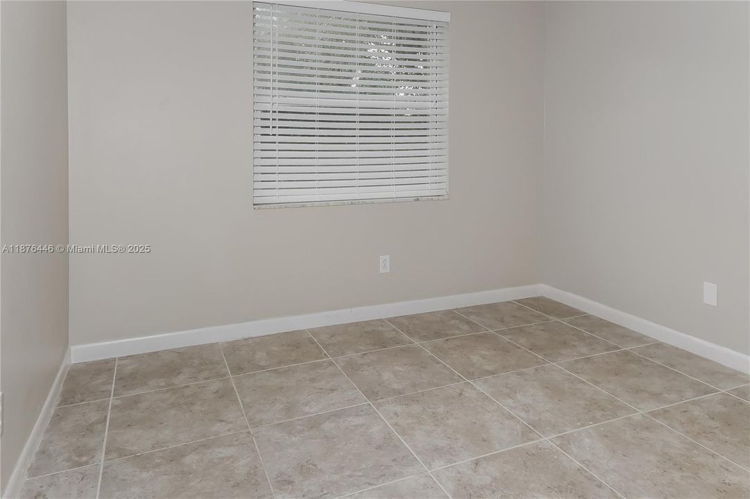 最近租的: $2,520 (3 贝兹, 2 浴室, 1000 平方英尺)