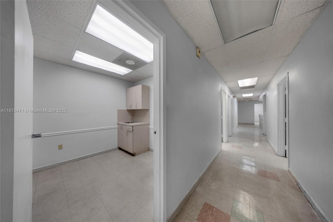 待售: $5,750,000 (0 贝兹, 0 浴室, 0 平方英尺)