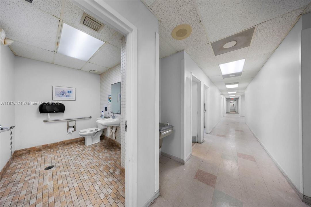 待售: $5,750,000 (0 贝兹, 0 浴室, 0 平方英尺)