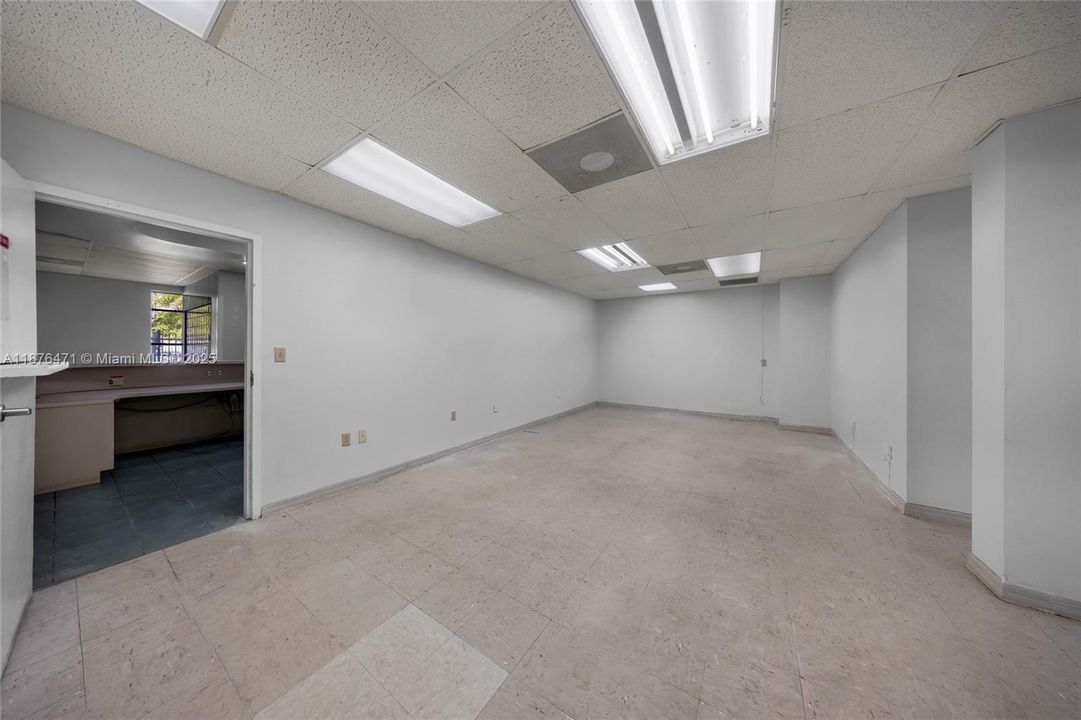 待售: $5,750,000 (0 贝兹, 0 浴室, 0 平方英尺)