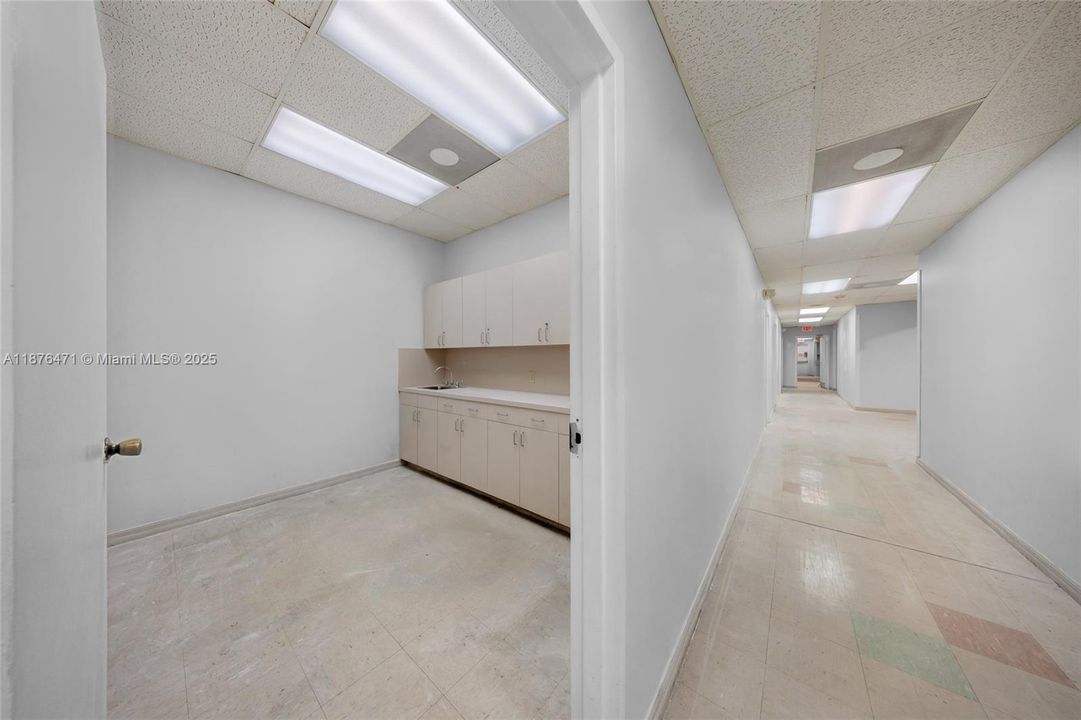 待售: $5,750,000 (0 贝兹, 0 浴室, 0 平方英尺)