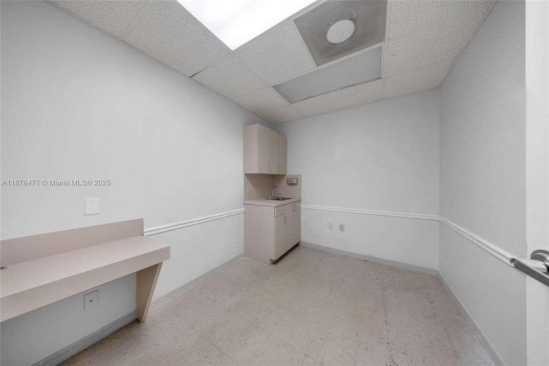 待售: $5,750,000 (0 贝兹, 0 浴室, 0 平方英尺)