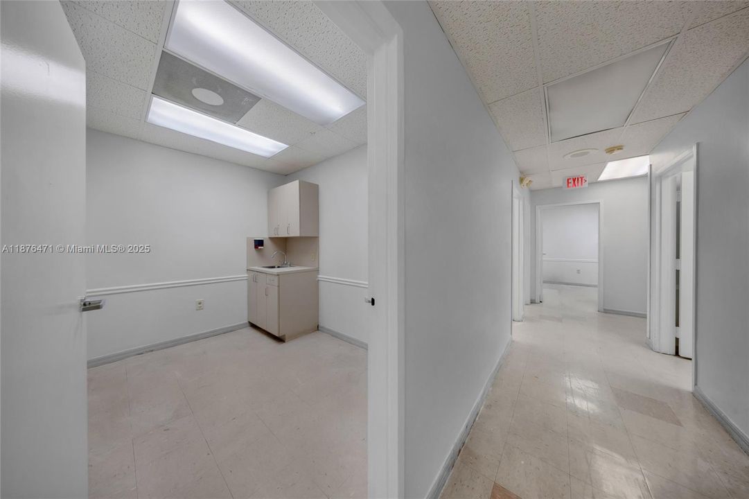 待售: $5,750,000 (0 贝兹, 0 浴室, 0 平方英尺)