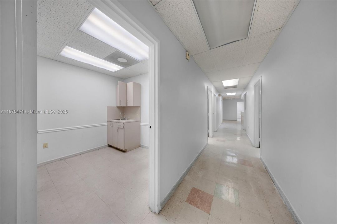 待售: $5,750,000 (0 贝兹, 0 浴室, 0 平方英尺)