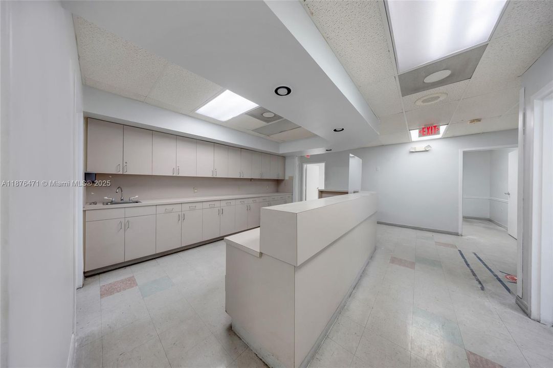 待售: $5,750,000 (0 贝兹, 0 浴室, 0 平方英尺)