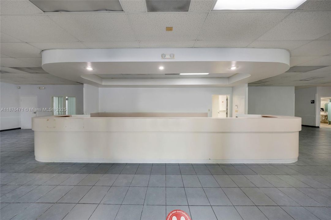 待售: $5,750,000 (0 贝兹, 0 浴室, 0 平方英尺)