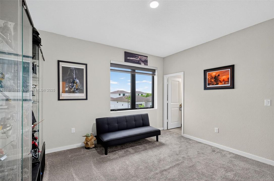 For Sale: $669,000 (4 beds, 3 baths, 2556 Square Feet)