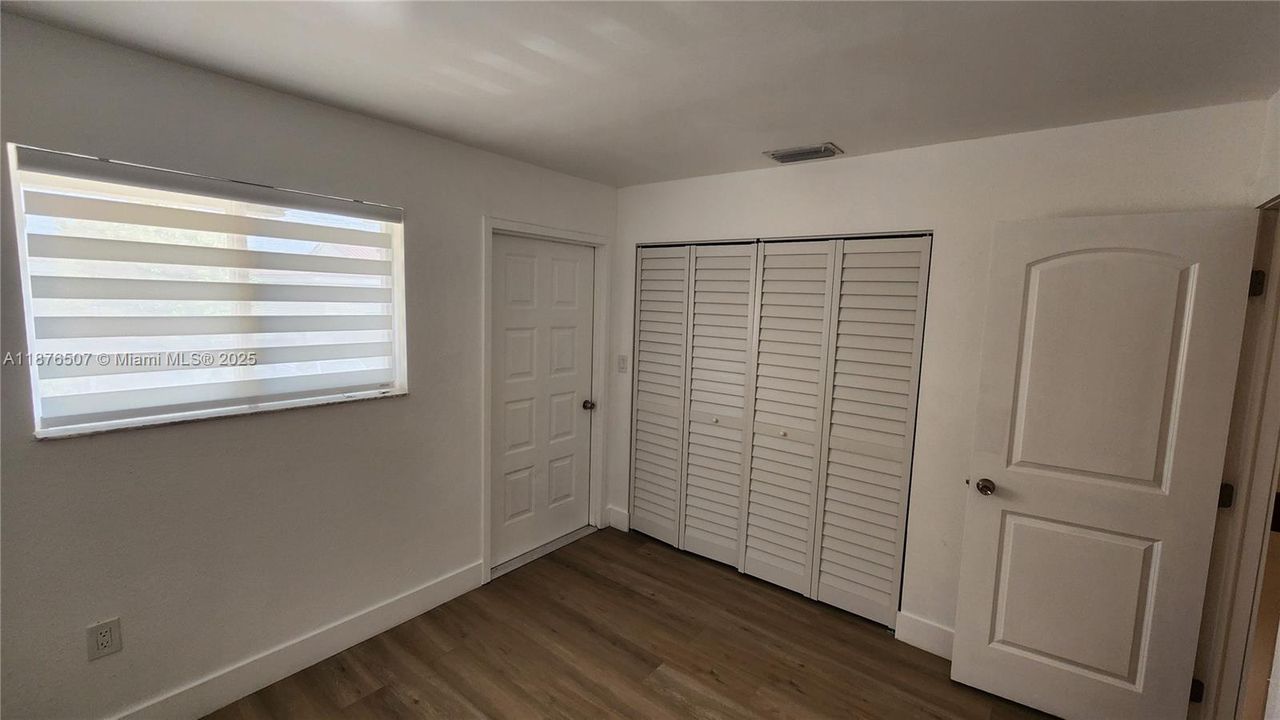 Recientemente alquilado: $2,625 (2 camas, 1 baños, 914 Pies cuadrados)