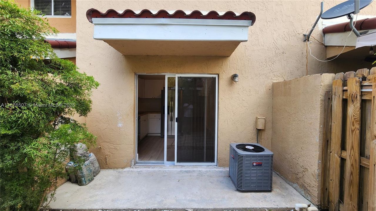 Recientemente alquilado: $2,625 (2 camas, 1 baños, 914 Pies cuadrados)