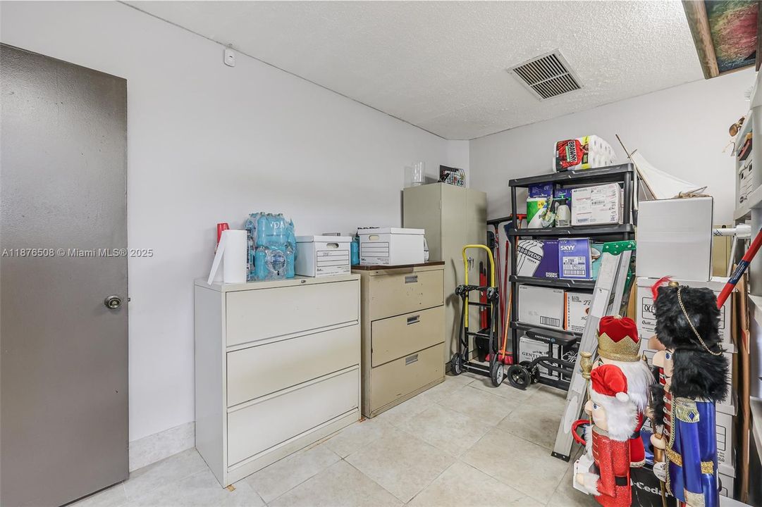 合同活跃: $350,000 (0 贝兹, 0 浴室, 0 平方英尺)