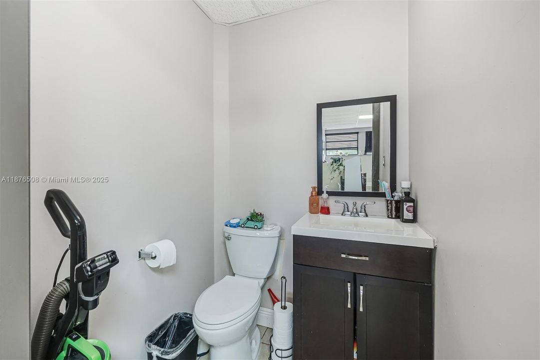 合同活跃: $350,000 (0 贝兹, 0 浴室, 0 平方英尺)