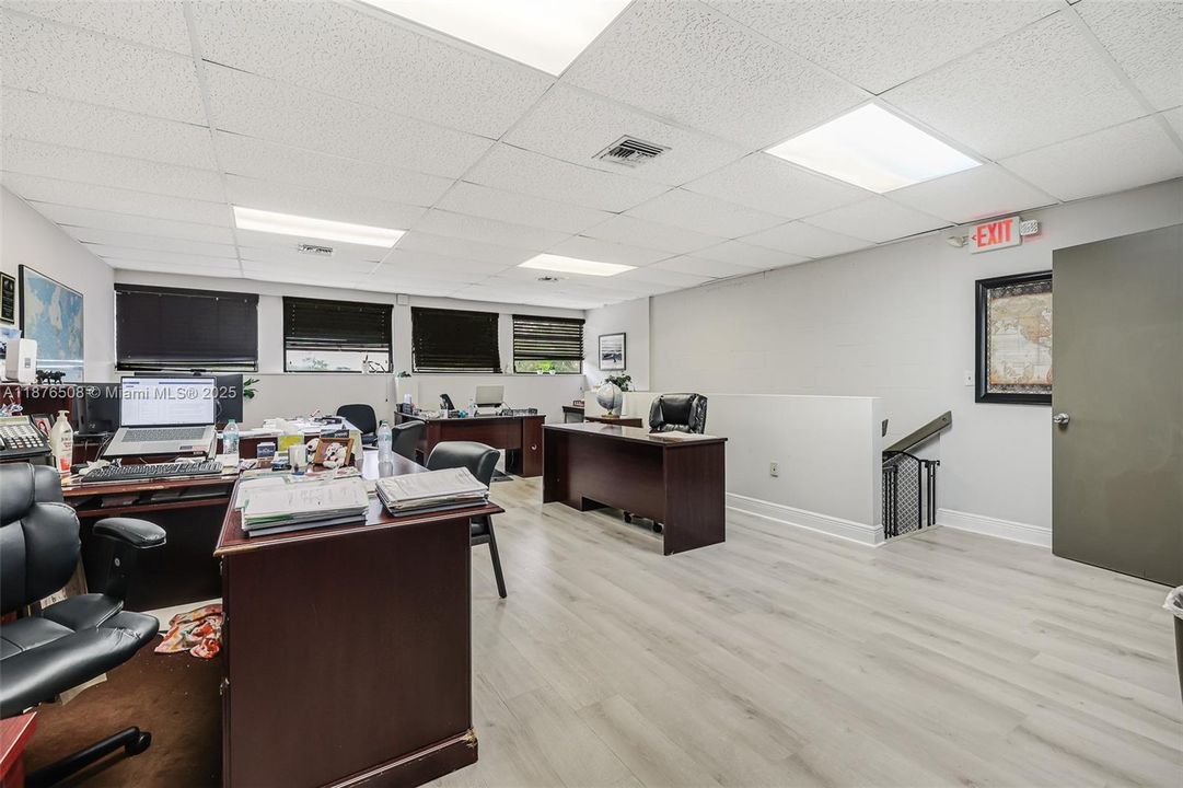 合同活跃: $350,000 (0 贝兹, 0 浴室, 0 平方英尺)