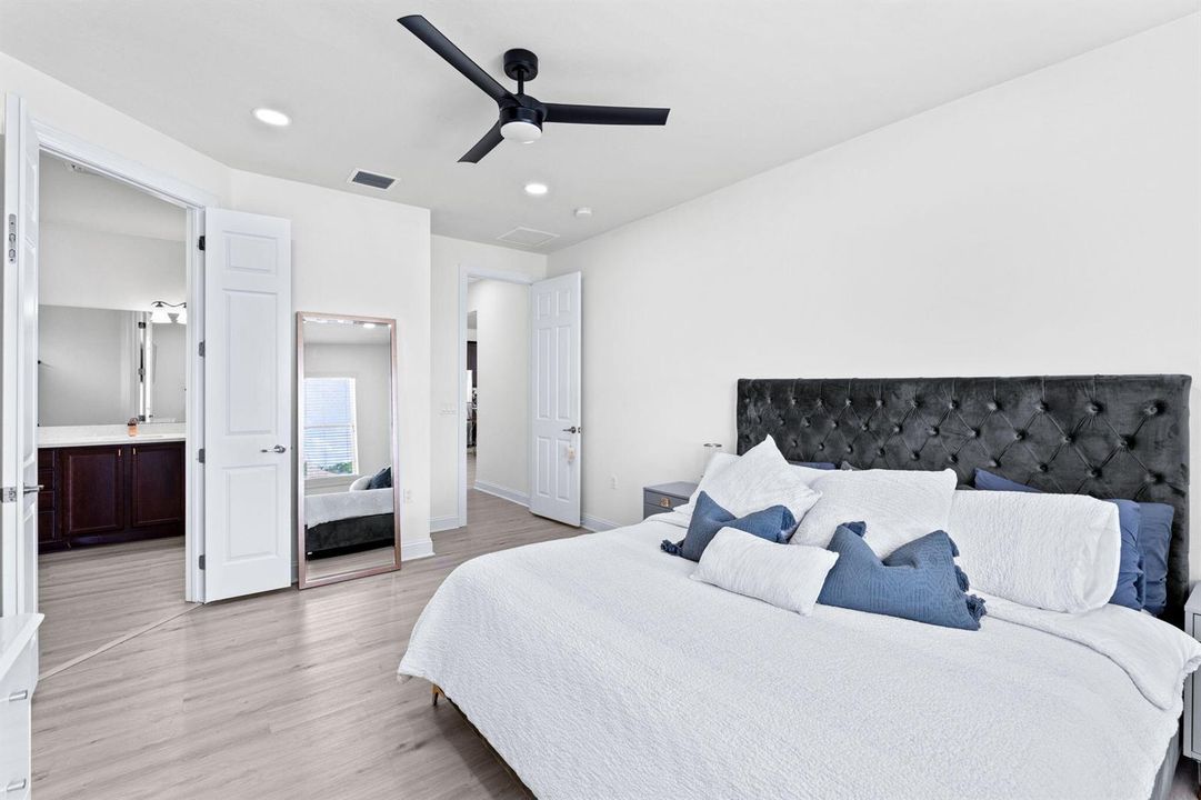 9160 Wrangler Master Bedroom View