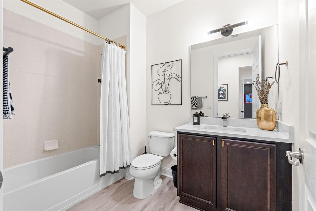 9160 Wrangler Bathroom 2