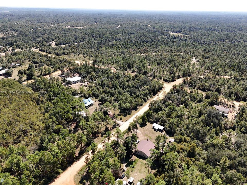 最近售出: $10,500 (0.97 acres)