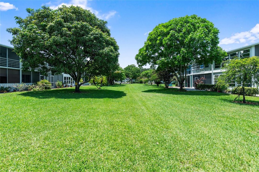 Activo con contrato: $1,550 (2 camas, 1 baños, 820 Pies cuadrados)