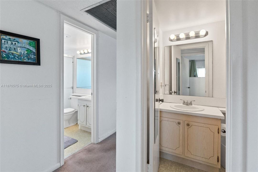 Activo con contrato: $1,550 (2 camas, 1 baños, 820 Pies cuadrados)