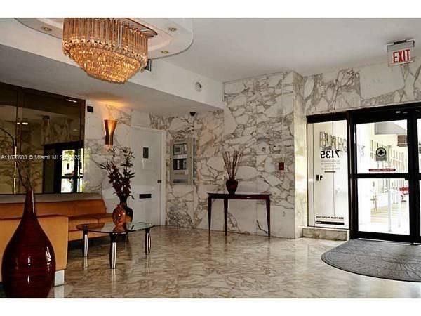 Недавно продано: $455,000 (1 спален, 2 ванн, 1010 Квадратных фут)