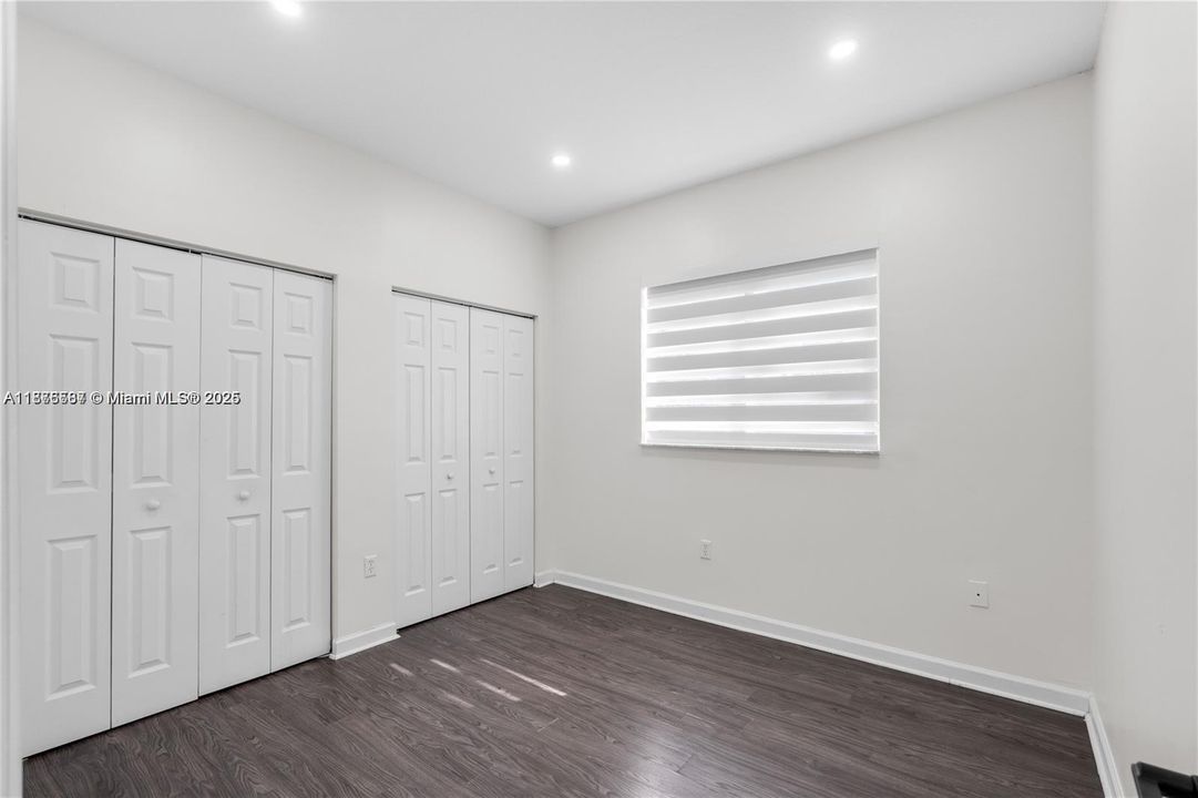 合同活跃: $2,500 (3 贝兹, 2 浴室, 1507 平方英尺)