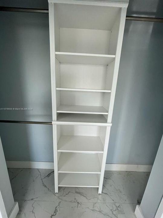 Под контрактом: $245,000 (2 спален, 1 ванн, 648 Квадратных фут)