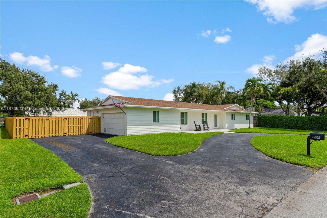 Recently Sold: $970,000 (4 beds, 2 baths, 2282 Square Feet)