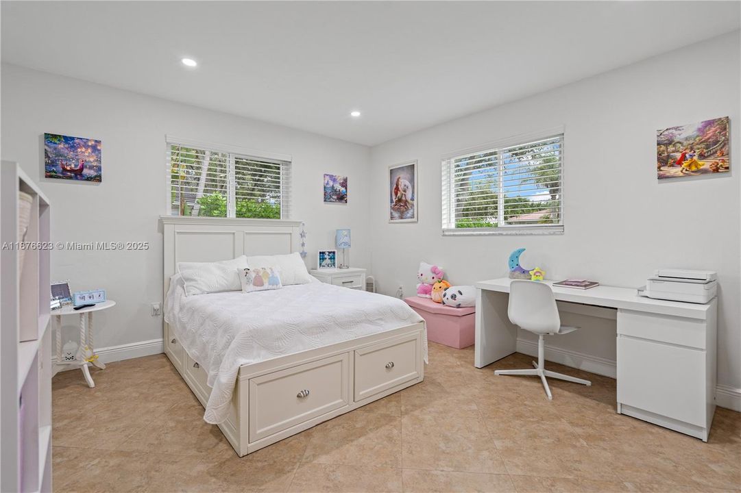 Recently Sold: $970,000 (4 beds, 2 baths, 2282 Square Feet)