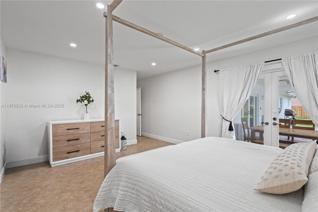 Recently Sold: $970,000 (4 beds, 2 baths, 2282 Square Feet)