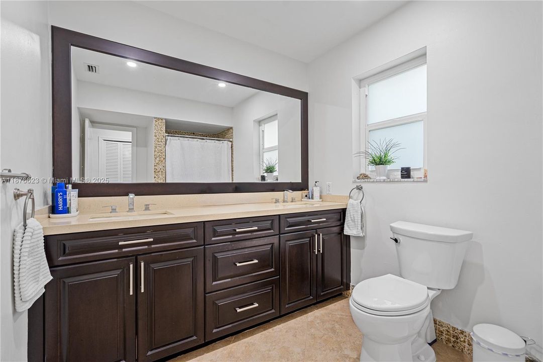 Recently Sold: $970,000 (4 beds, 2 baths, 2282 Square Feet)